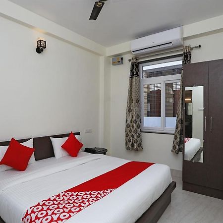 Oyo 16708 Sada Shiv Guest House Varanasi Exterior foto