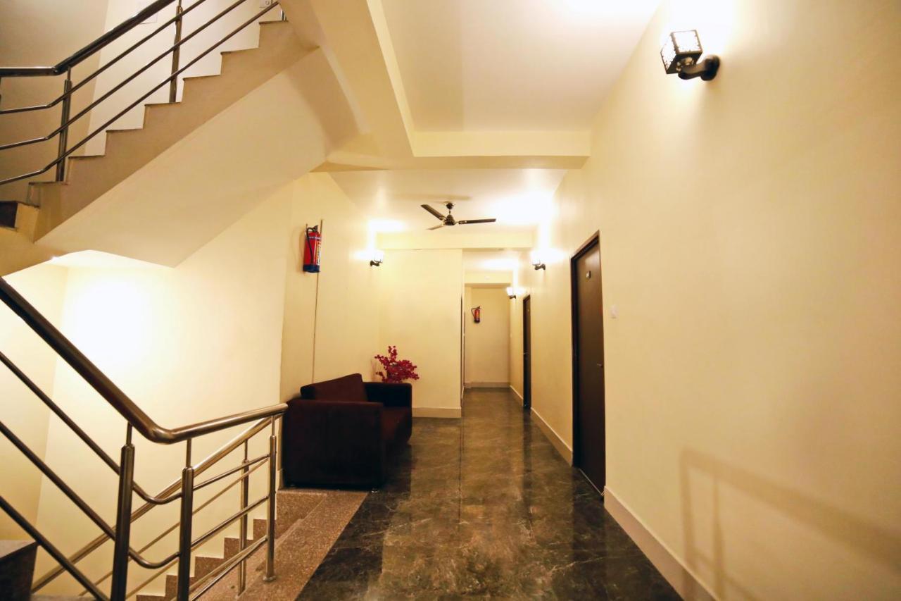 Oyo 16708 Sada Shiv Guest House Varanasi Exterior foto